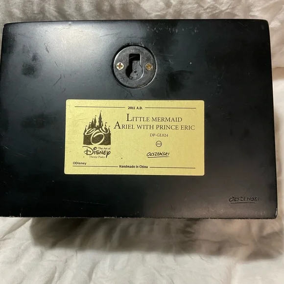 Disney Olsezewski gallery of light Little Mermaid Ariel - Picture 8 of 8